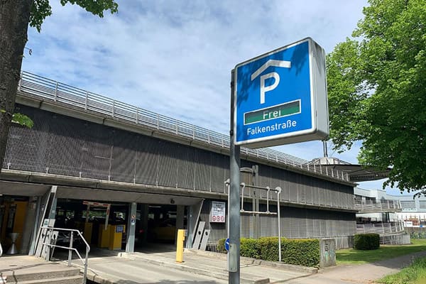 parken-in-luebeck-parkhaus-falkenstrasse